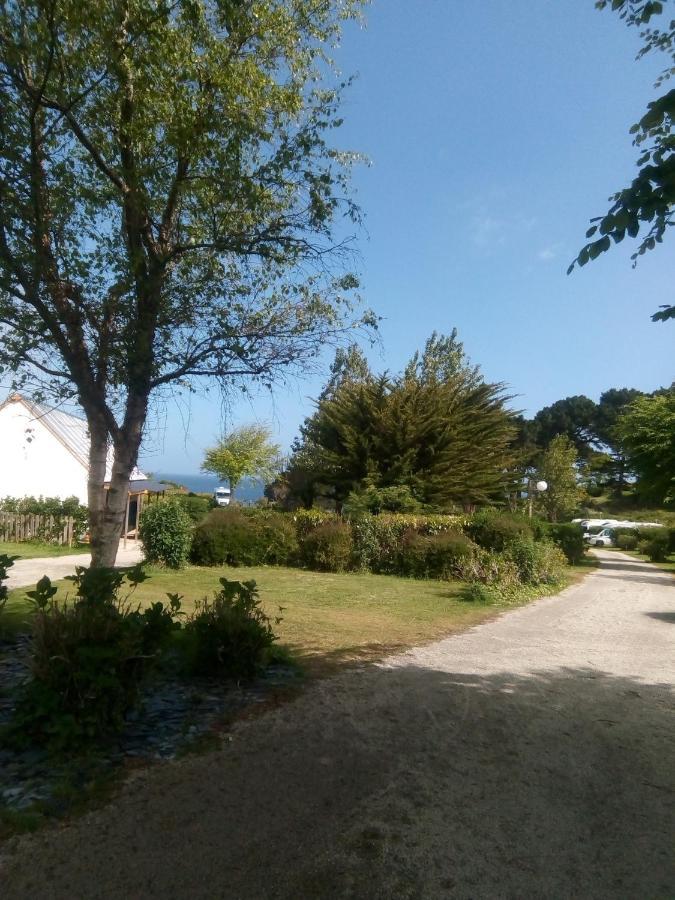 Les Hortensias Grande Tente Familiale Deux Chambres Et Sejour Vue Mer Sur Camping Nature Plestin-les-Grèves Exterior foto