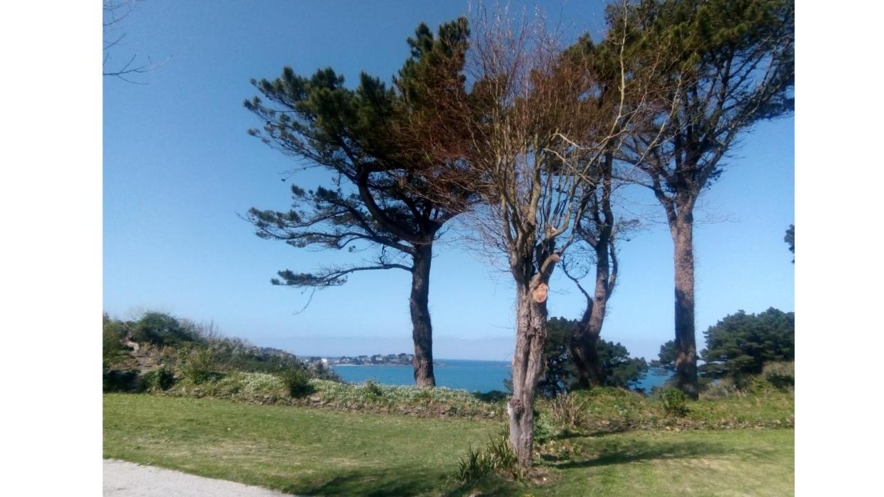 Les Hortensias Grande Tente Familiale Deux Chambres Et Sejour Vue Mer Sur Camping Nature Plestin-les-Grèves Exterior foto
