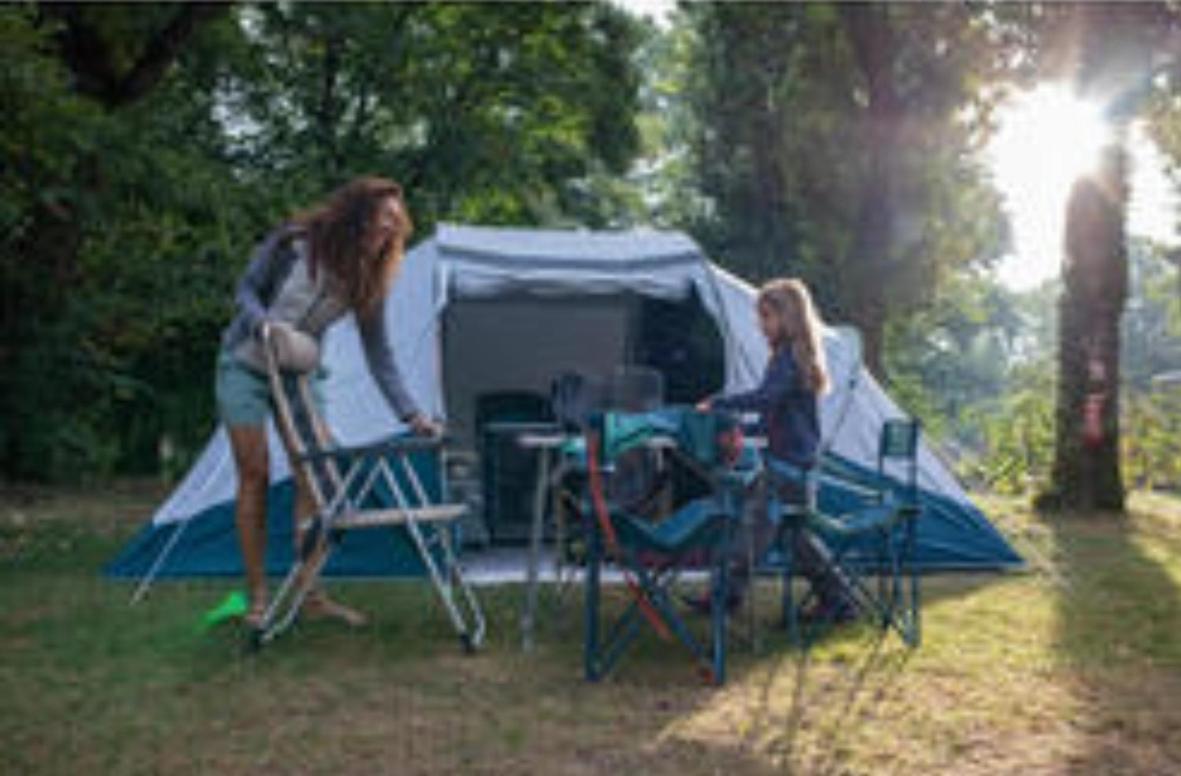 Les Hortensias Grande Tente Familiale Deux Chambres Et Sejour Vue Mer Sur Camping Nature Plestin-les-Grèves Exterior foto
