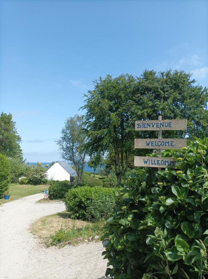 Les Hortensias Grande Tente Familiale Deux Chambres Et Sejour Vue Mer Sur Camping Nature Plestin-les-Grèves Exterior foto